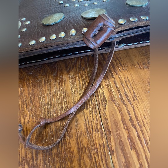 Moroccan Handmade Leather Bag - Picture 4 of 14